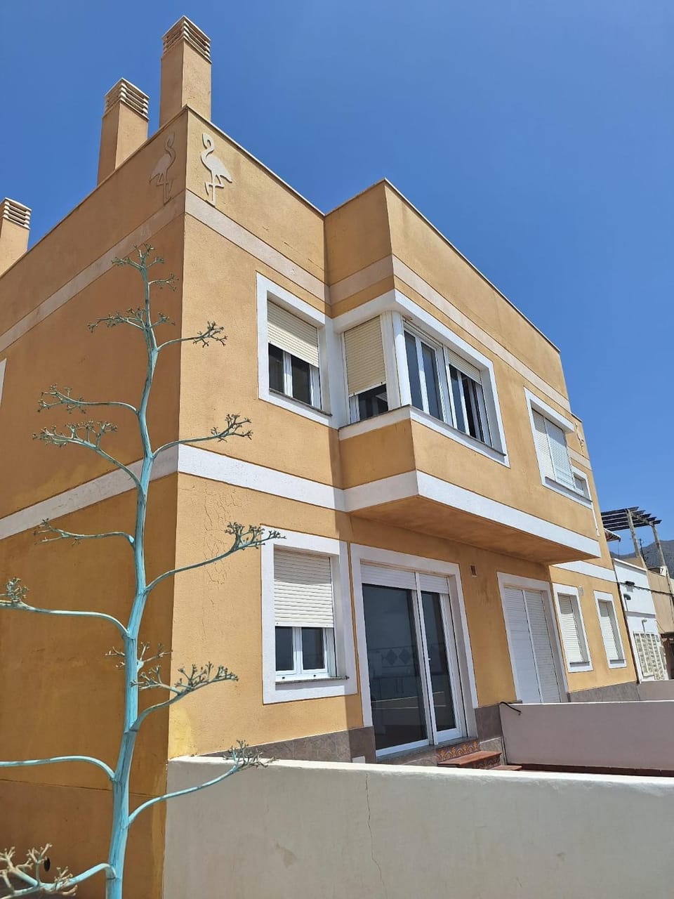 Property building, Area and facilities