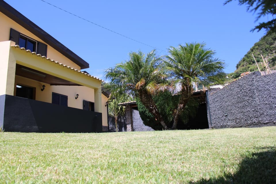 Property building, Garden, Garden view