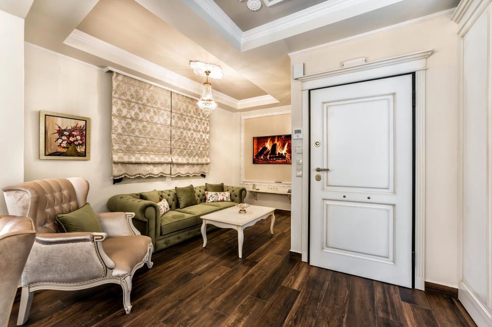 Living room, Seating area