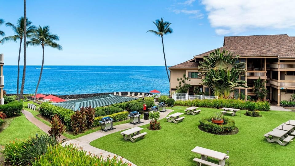 Sea Village 3204 House in Holualoa
