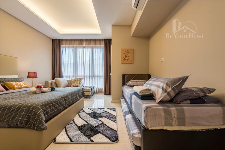 Bedroom, towels