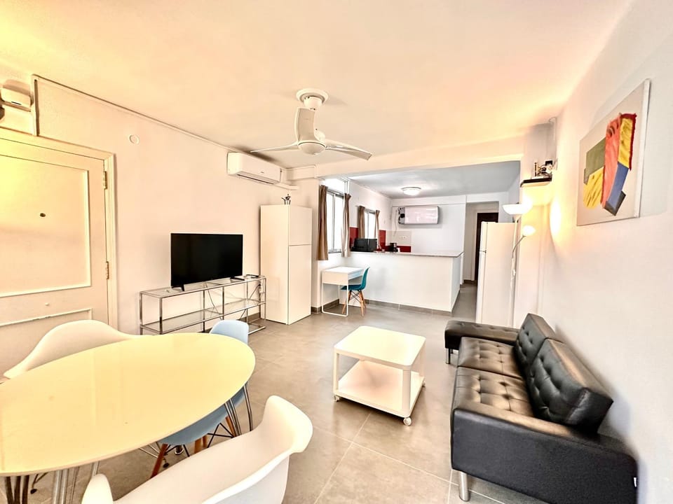 Malvarrosa Beach Apartment in Valencia