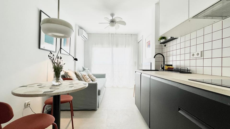 Living room, Dining area, kitchen