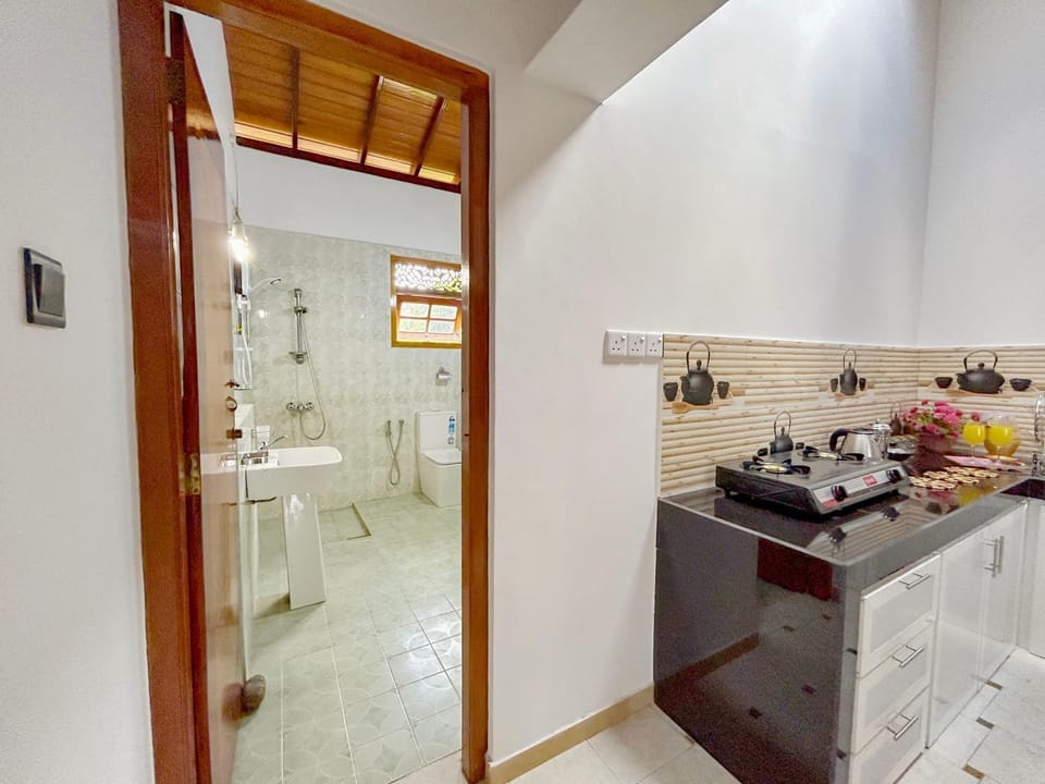 Bathroom, Kitchen or kitchenette