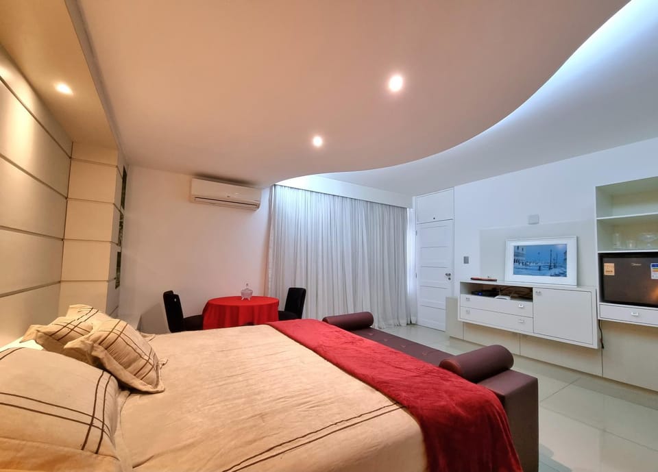 Bedroom, air conditioner