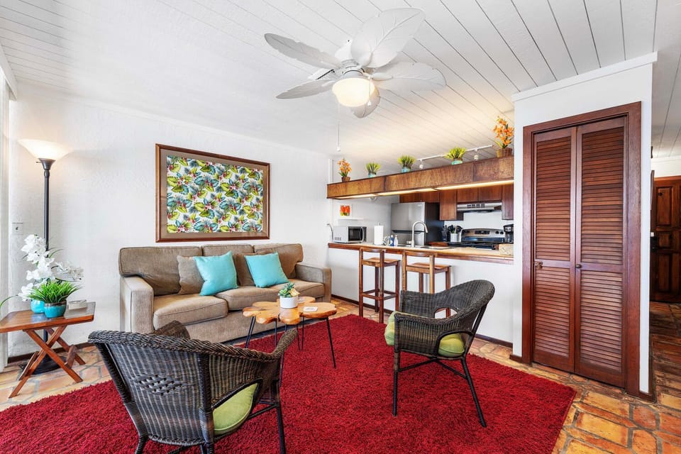 Kona Reef A36 House in Holualoa