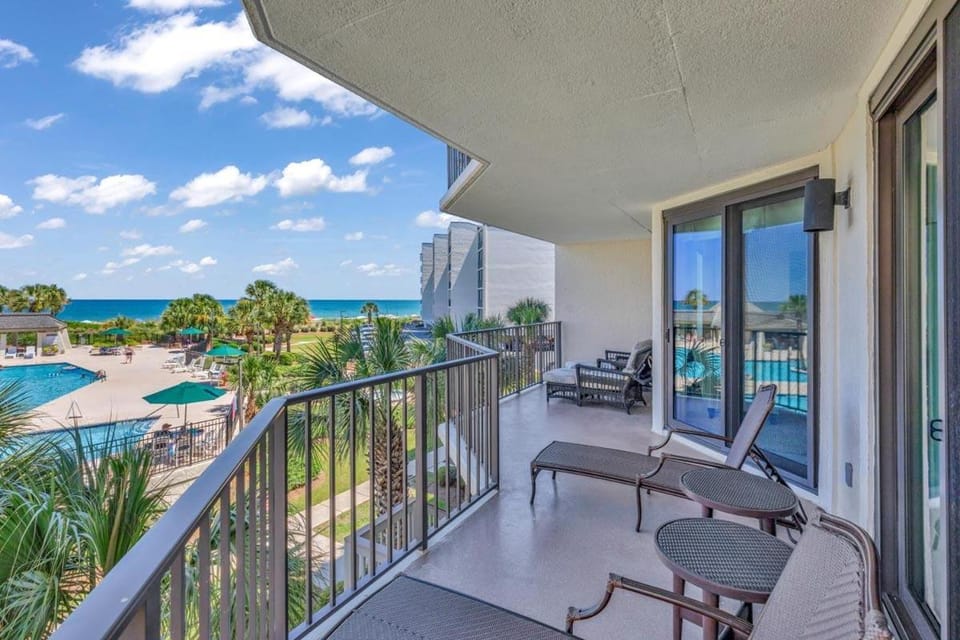 Captain's Quarters Upscale 3 Bedroom Condo House in South Carolina