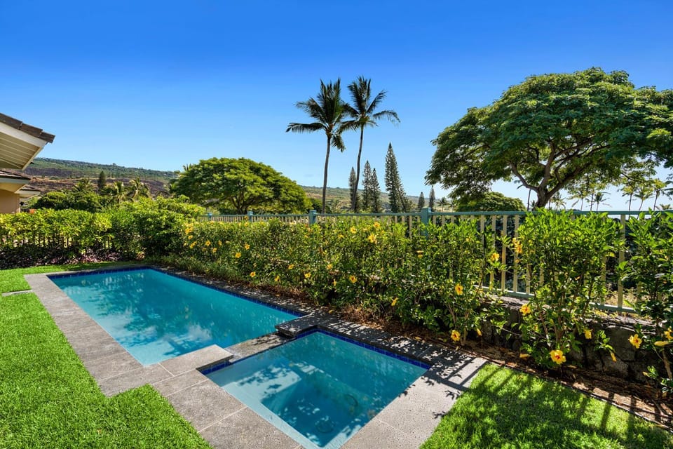 Holua Kai 11 House in South Kona