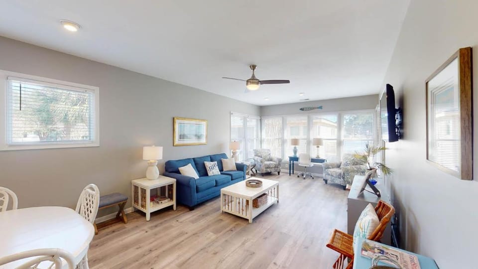 Litchfield Lakeside Escape Resort Perks by the Sea House in South Carolina