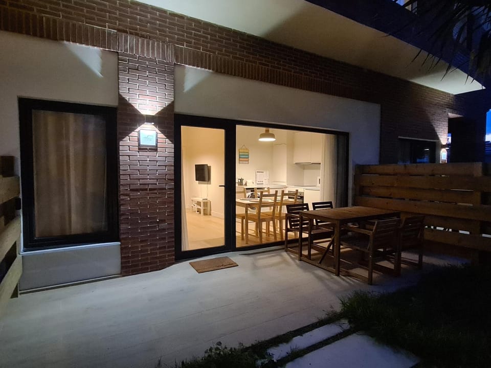 Property building, Night, View (from property/room), Balcony/Terrace, Dining area