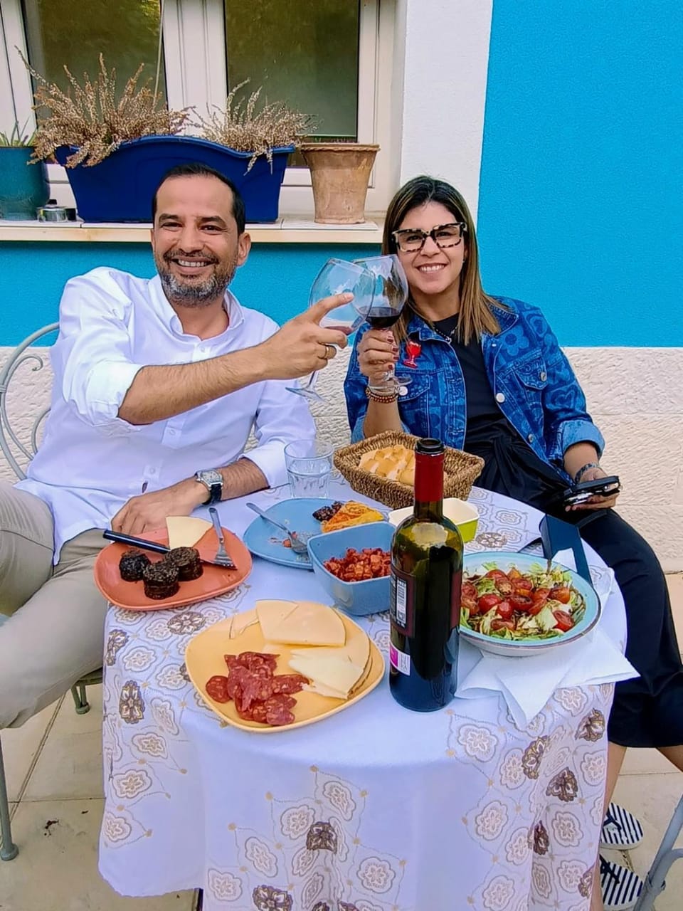 Food and drinks, Food, Guests, Lunch, Dinner, Drinks, Alcoholic drinks