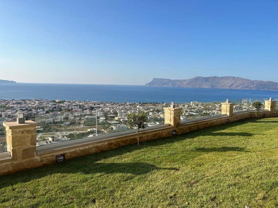 View (from property/room), City view, Garden view, Mountain view, Sea view