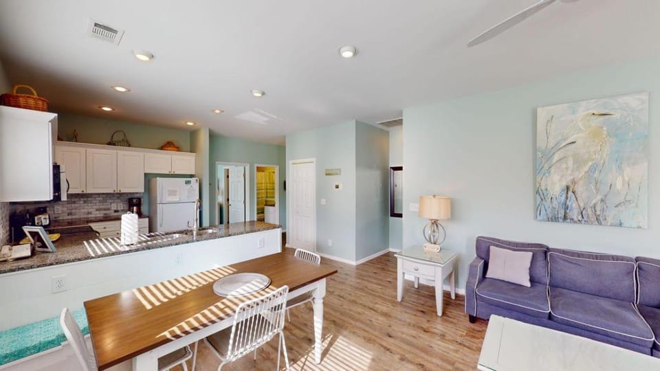 Litchfield Lakeside Haven 2BR Villa near the Beach House in South Carolina
