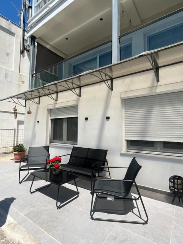 Sea Front Retreat House in Kavala