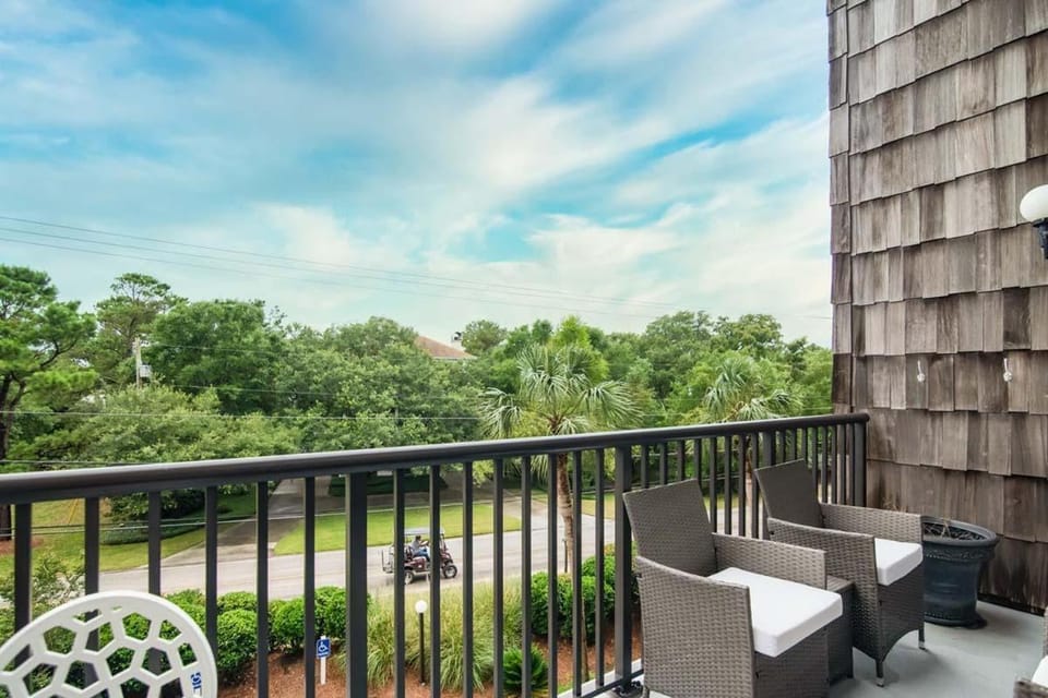 Litchfield Retreat near Brookgreen Gardens House in South Carolina