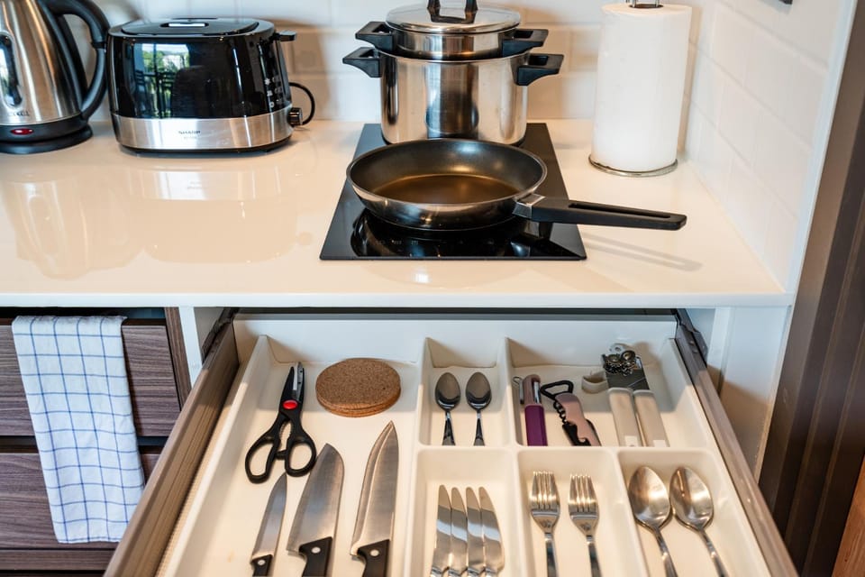 Coffee/tea facilities, Kitchen or kitchenette