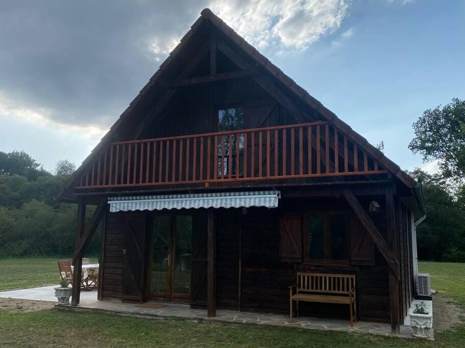 Property building, Natural landscape