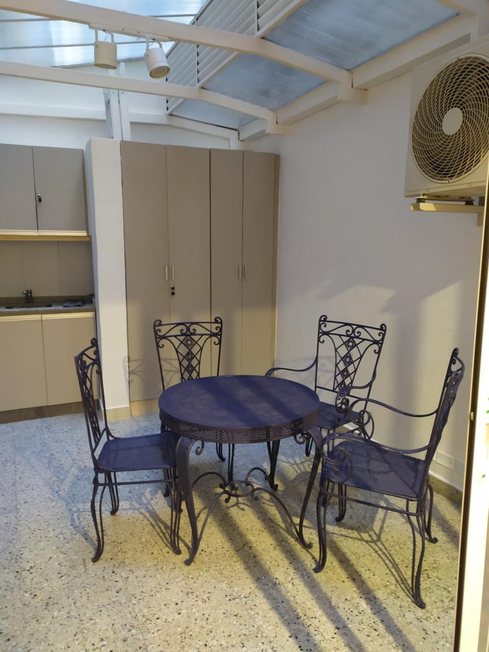 Seating area