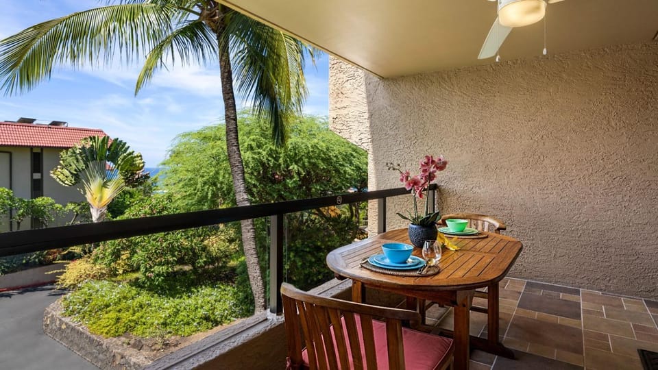 Kona Pacific C520 House in Holualoa