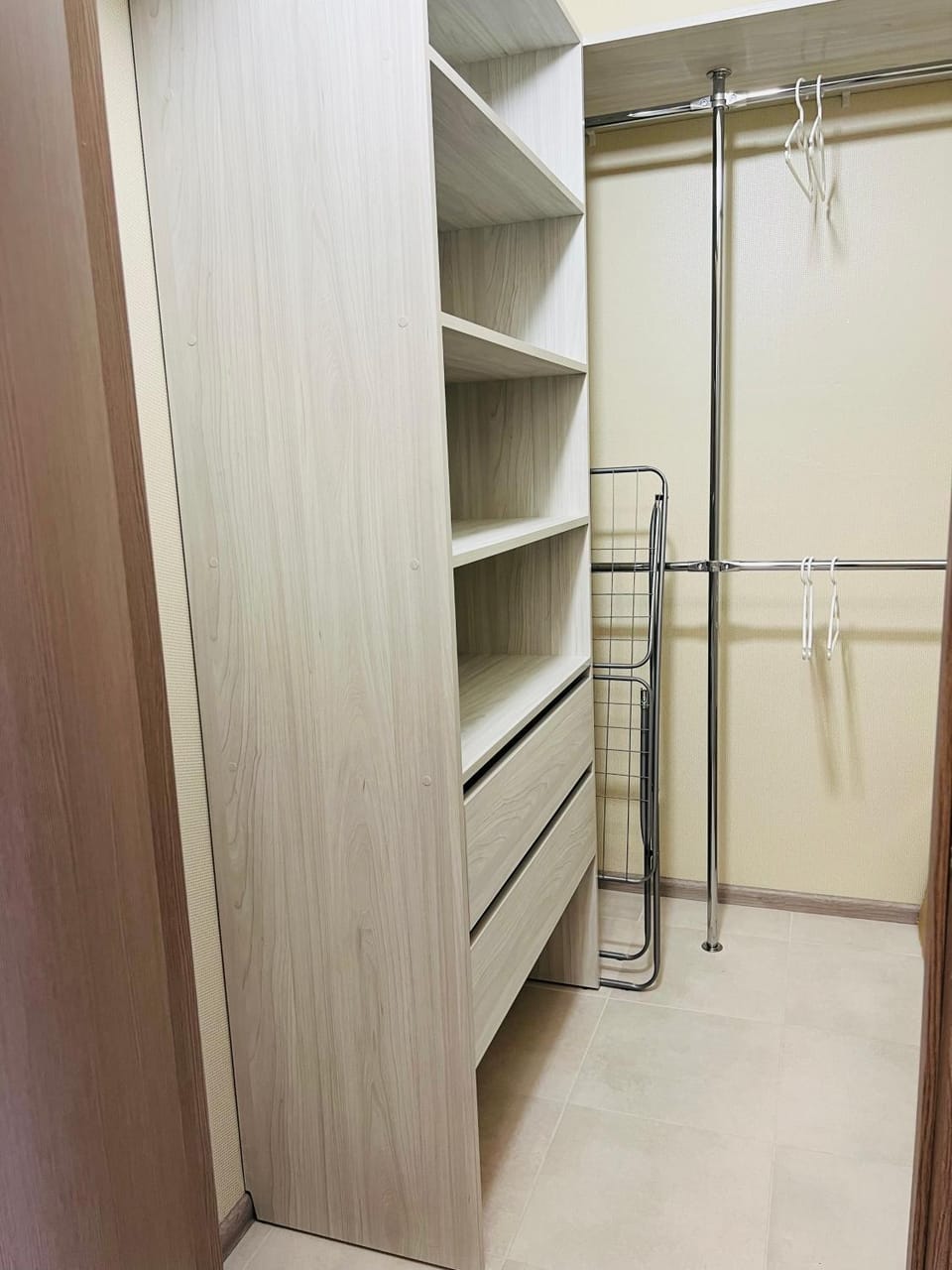 wardrobe