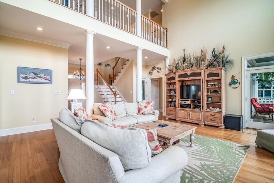 Creek Front Beach House in gated Litchfield by the Sea House in South Carolina