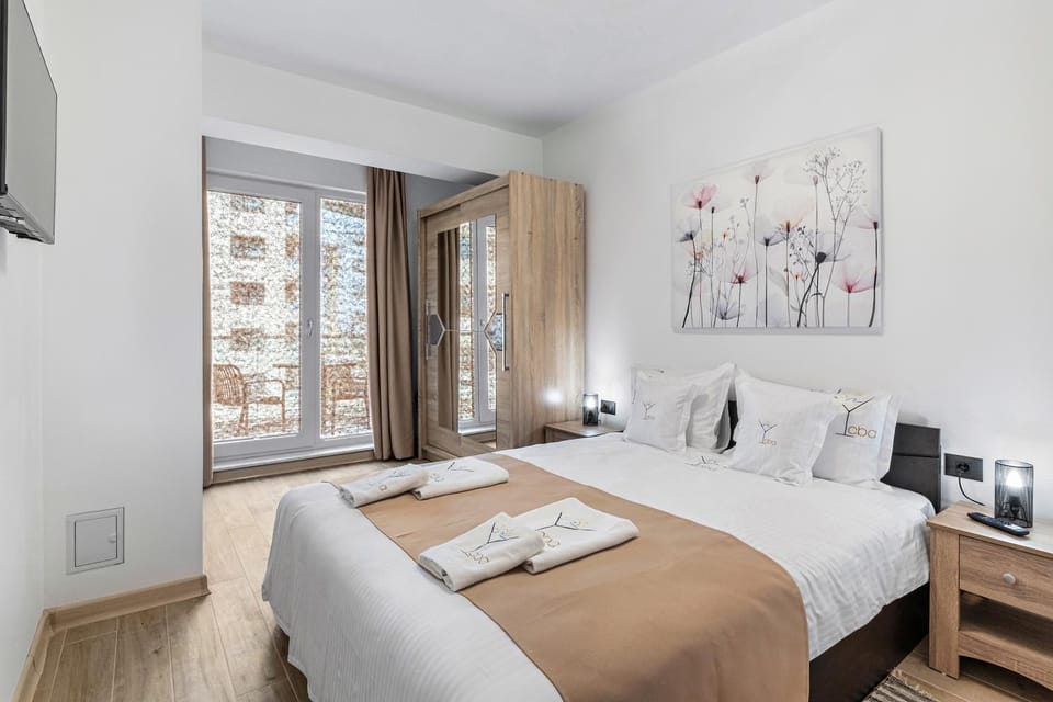 Bed, Bedroom, wardrobe