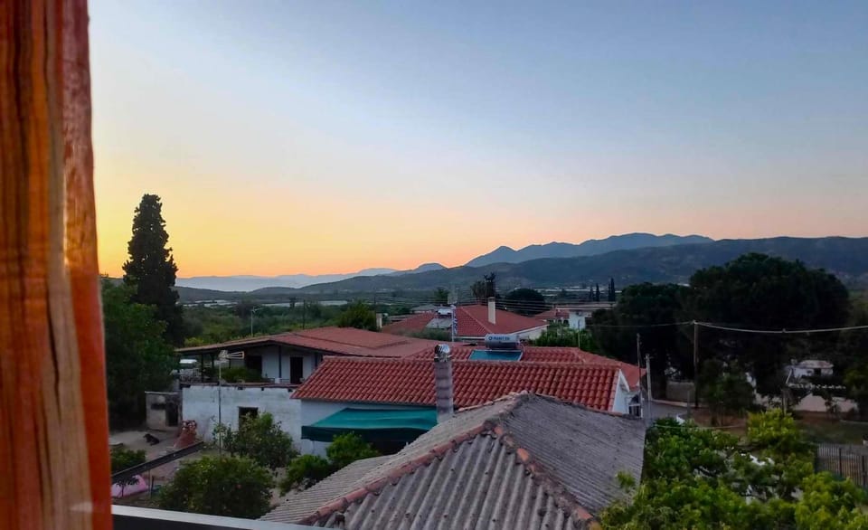 TriΖin Apartment in Argolis, Greece