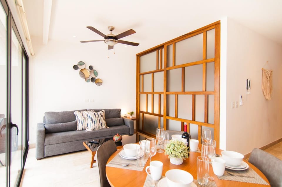 Living room, Dining area, fireplace