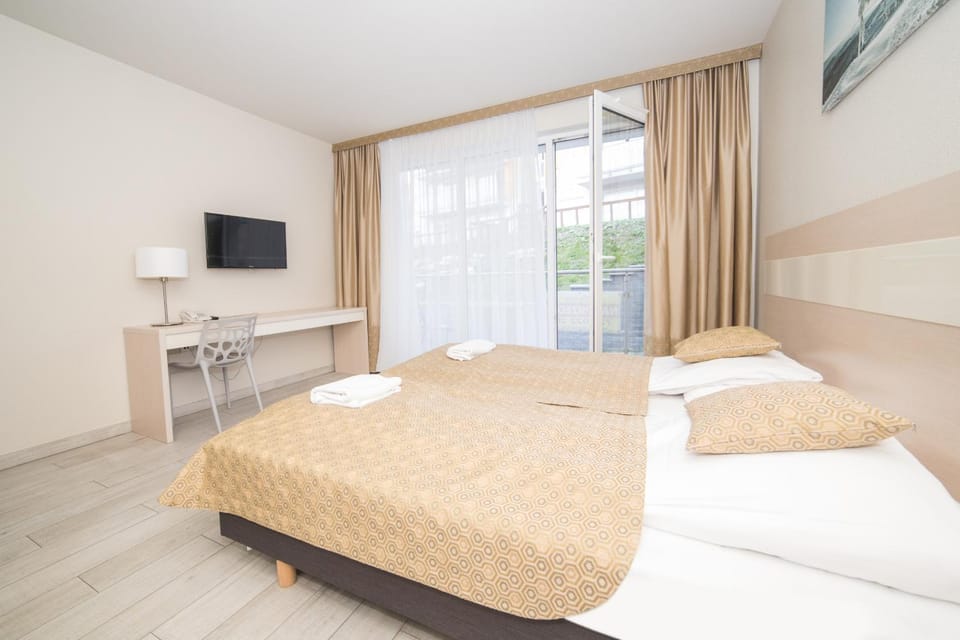 TV and multimedia, Bedroom