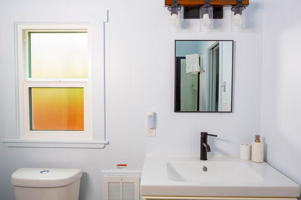 Toilet, Bathroom