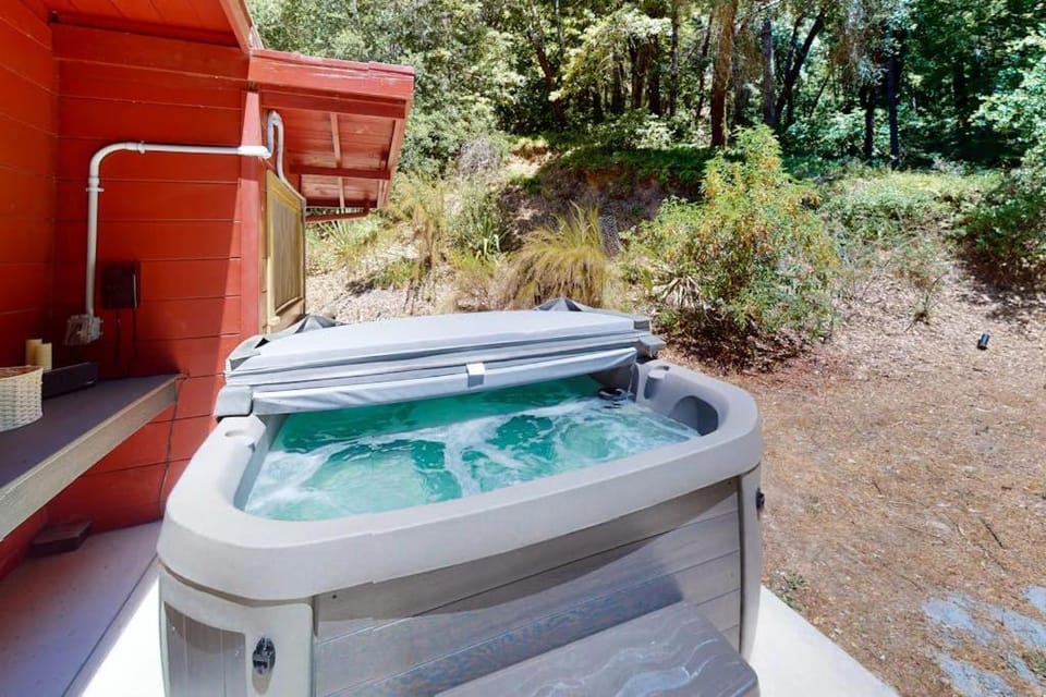 Hidden Acres Retreat House in Russian River
