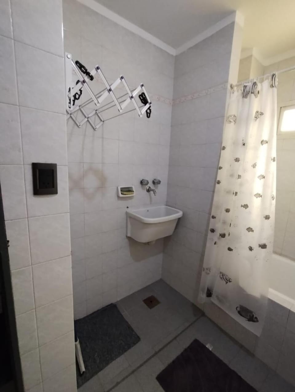 Shower, Toilet, Bathroom, Bath, towels