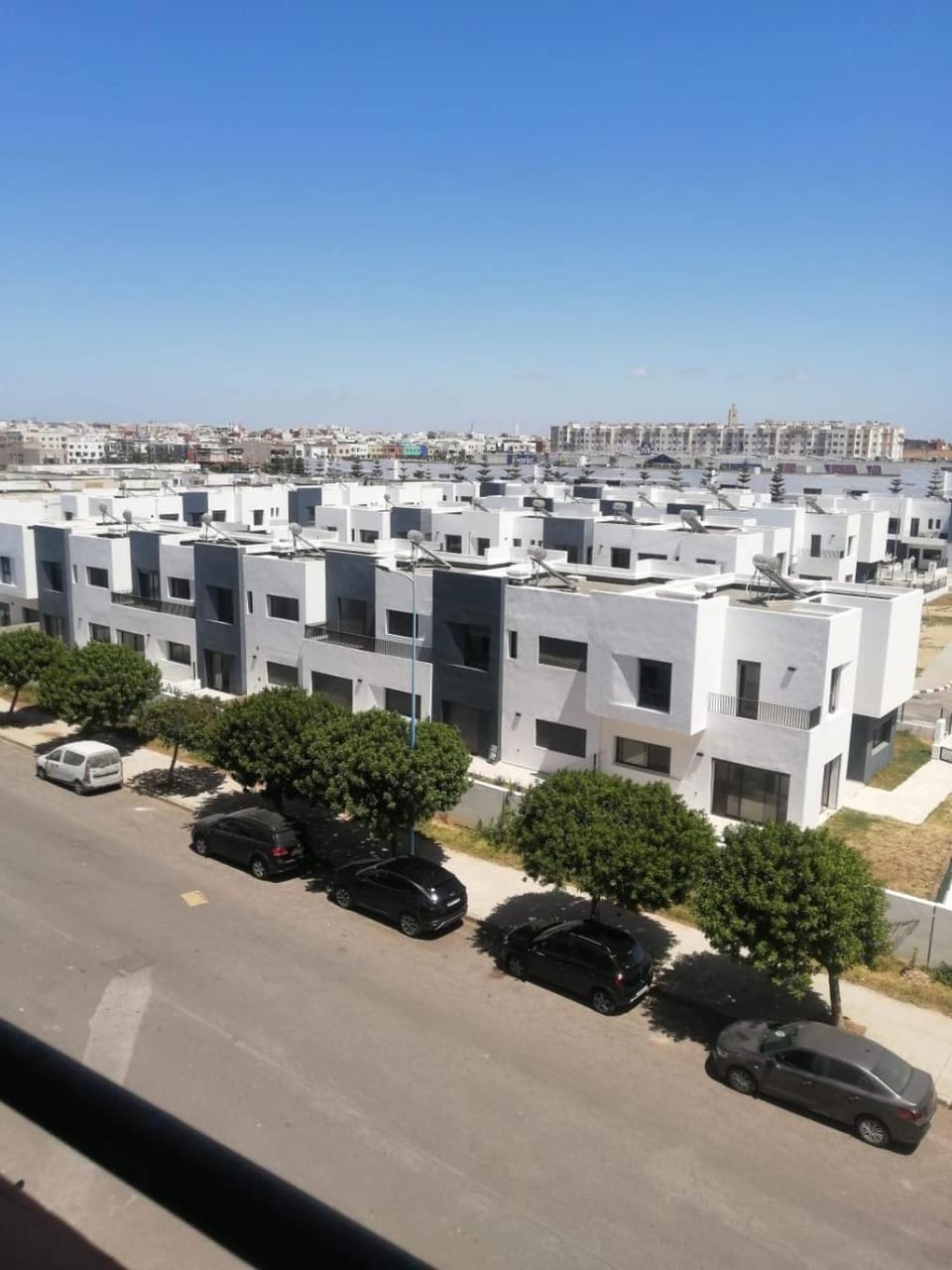 Neighbourhood, City view, Street view, Parking