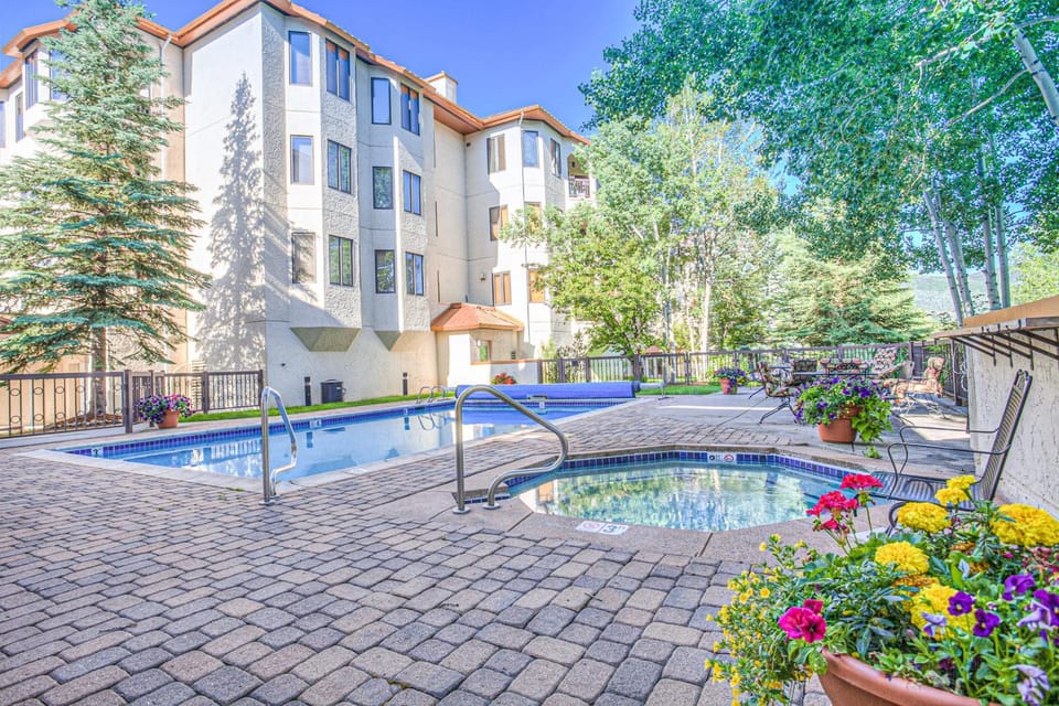 Meadows Oxford 13 Apartment in Steamboat Springs