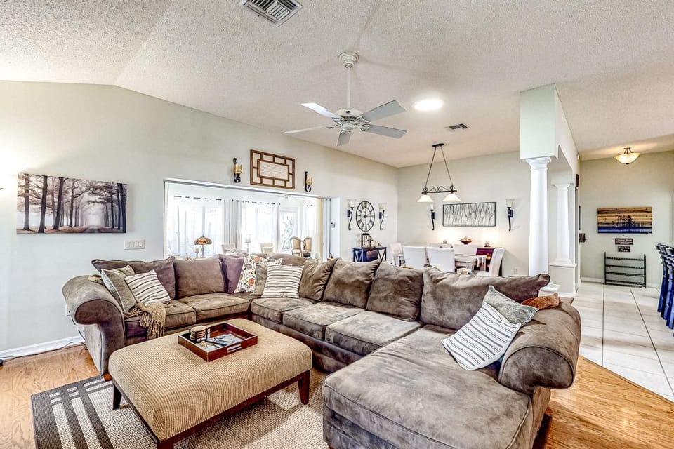 1 Mi to Lake Sumter! Family Retreat w/ Large Patio House in The Villages