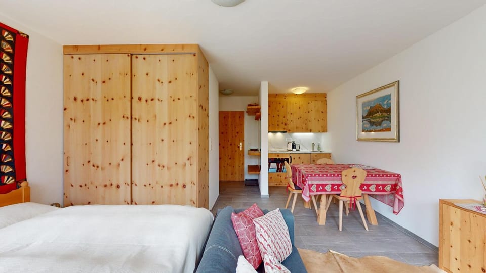 Abitaziun Haus Westend 7A - St Moritz Apartment in Saint Moritz