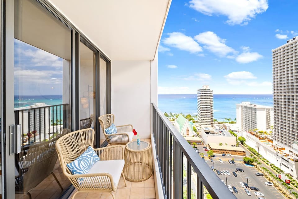 Property building, Patio, View (from property/room), Balcony/Terrace, Sea view