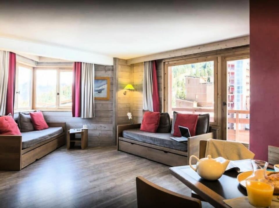Bed, Living room, furniture, kitchen
