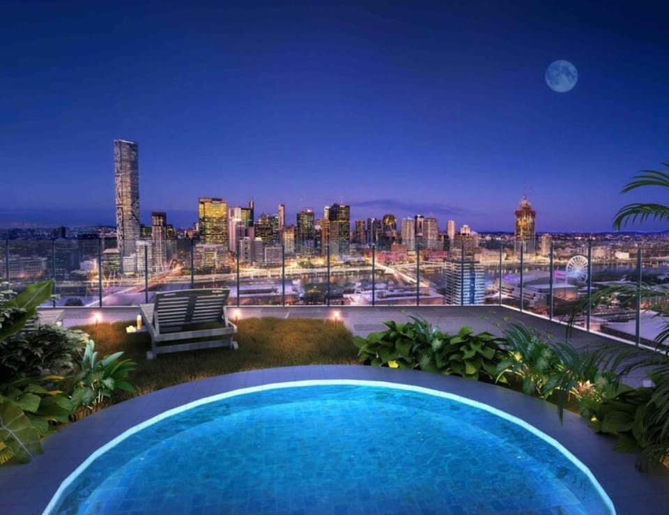 Great Views Pool High Level Boutique Apt with Carpark Apartment in Brisbane City