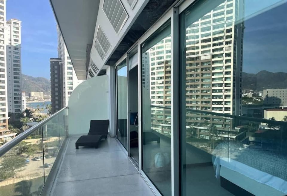 Peninsula Condominiums, Hotel Zone, PV Apartment hotel in Puerto Vallarta