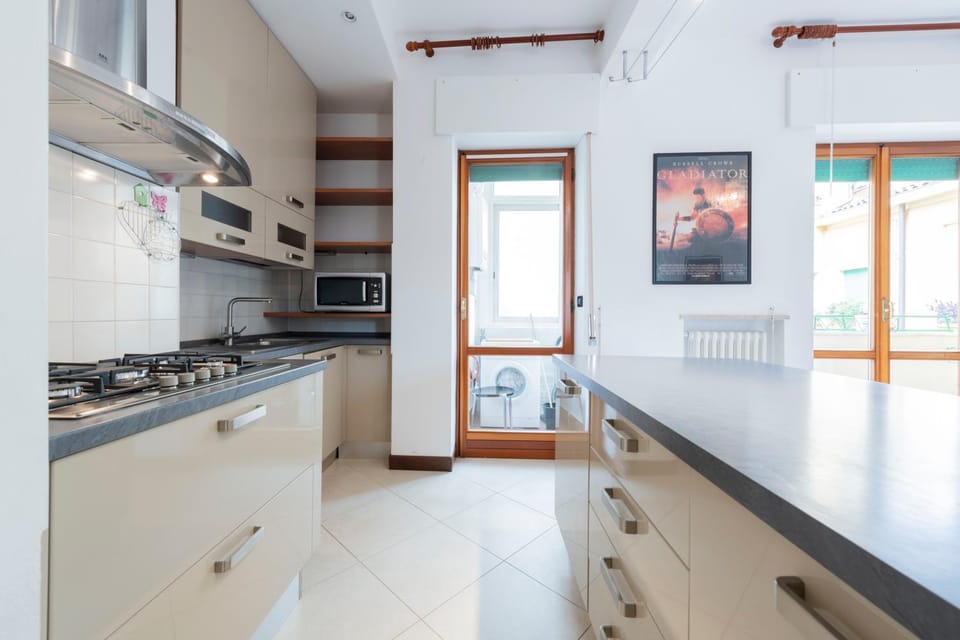 Kitchen or kitchenette, dishwasher, minibar, pet friendly, stove