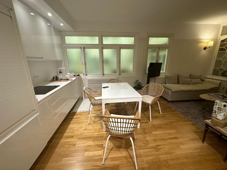 Oktheway Opera Apartment in A Coruna