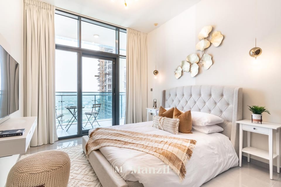Manzil - Elegant 3BHK Prime Location Near Metro, Business Bay Apartment in Dubai