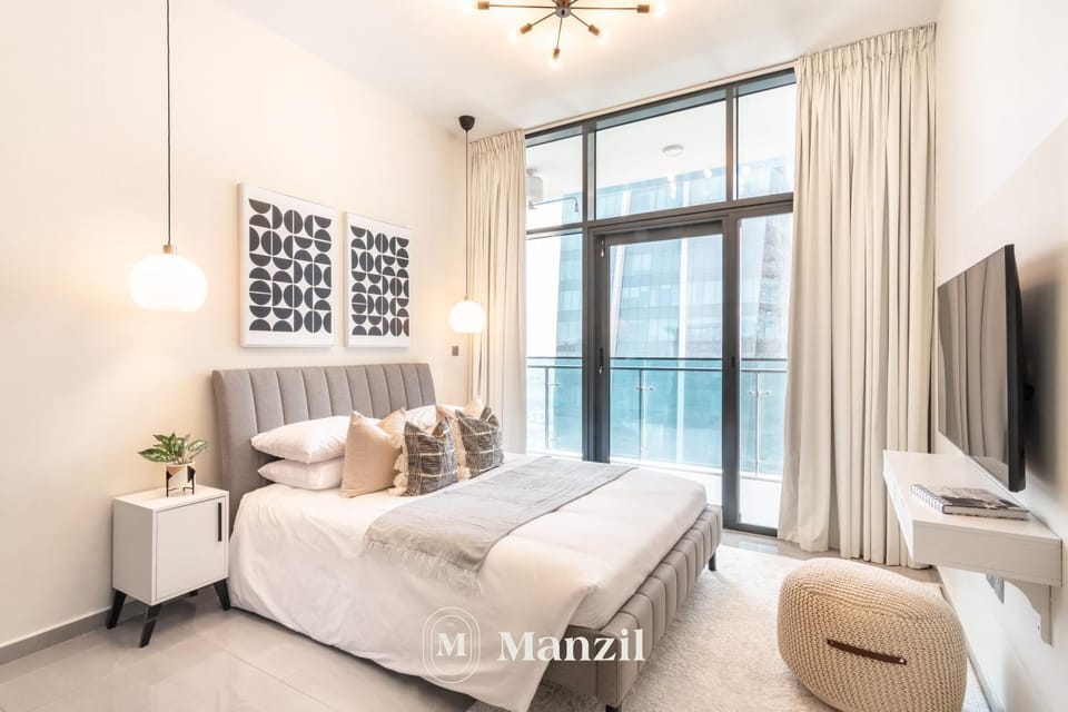 Manzil - Elegant 3BHK Prime Location Near Metro, Business Bay Apartment in Dubai