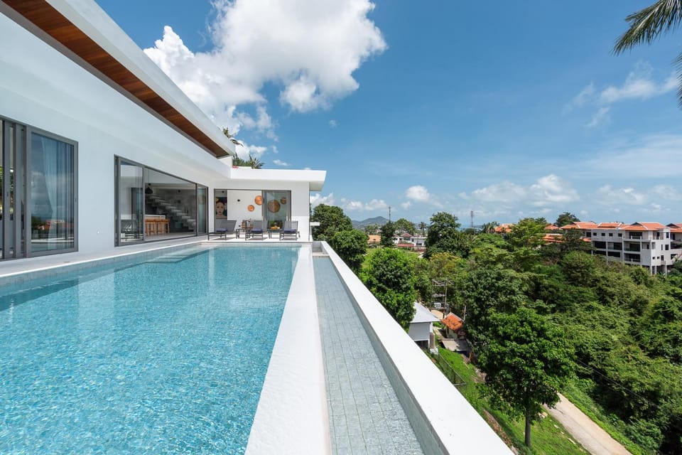 Pool view, Swimming pool