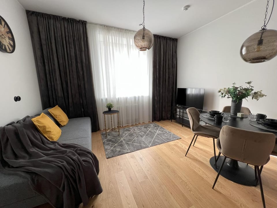 Living room, Photo of the whole room