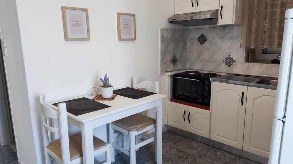 Toula's Garden-View Apartment 3 Apartment in Decentralized Administration of the Aegean