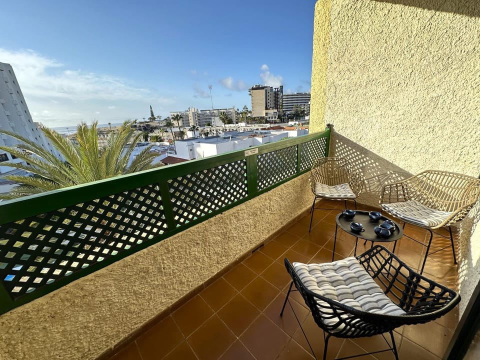 Day, Coffee/tea facilities, Balcony/Terrace, City view, Sea view