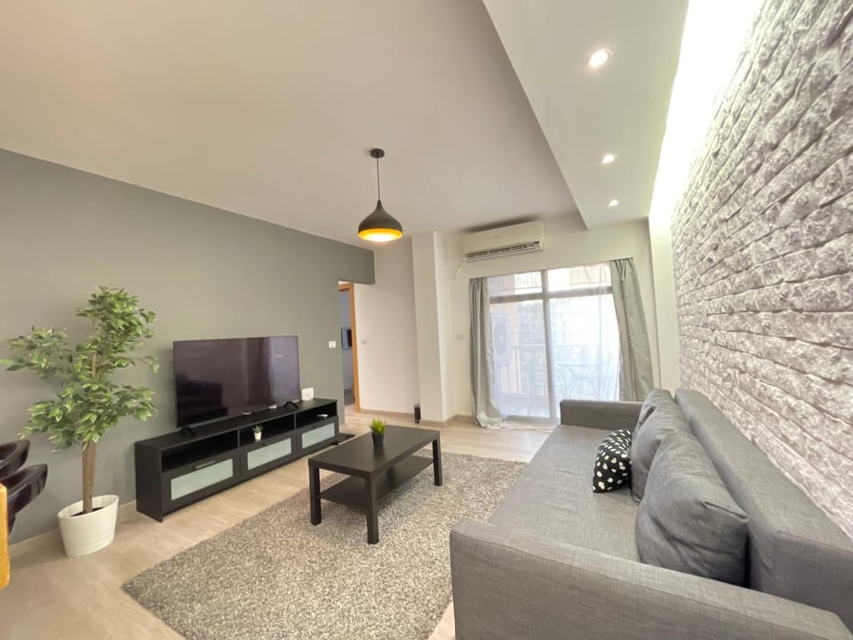 TV and multimedia, Balcony/Terrace, Living room, air conditioner