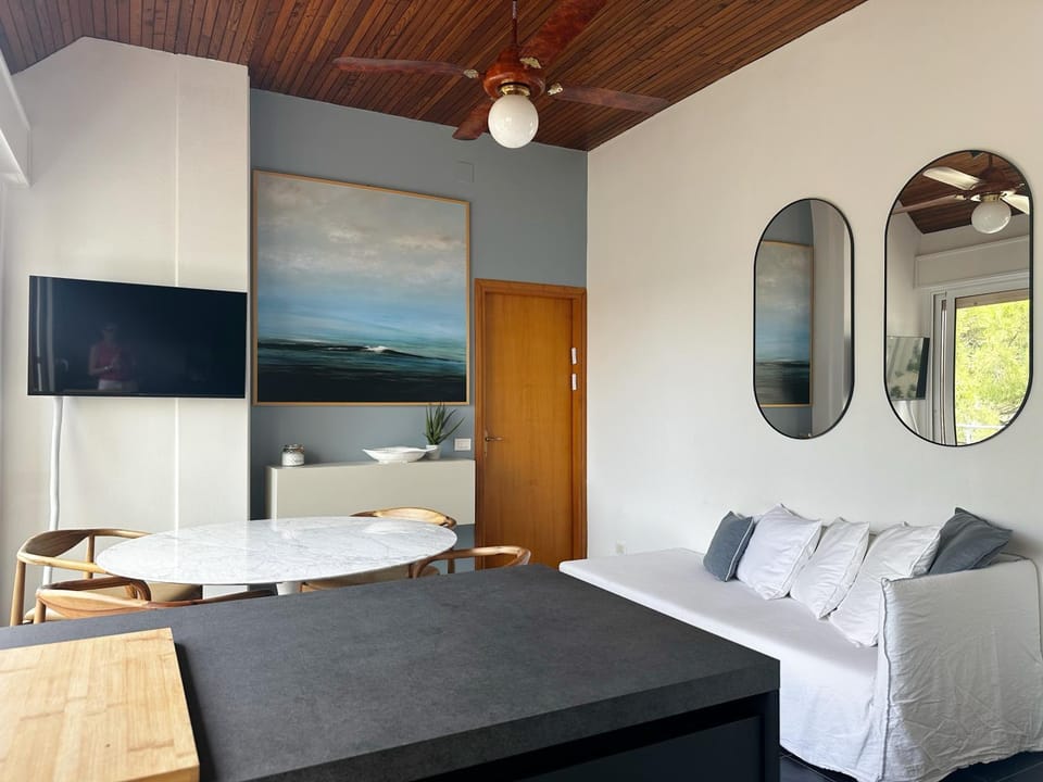 Living room, kitchen